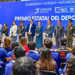 Reconoce Tere Jiménez a atletas destacados con el premio estatal del deporte