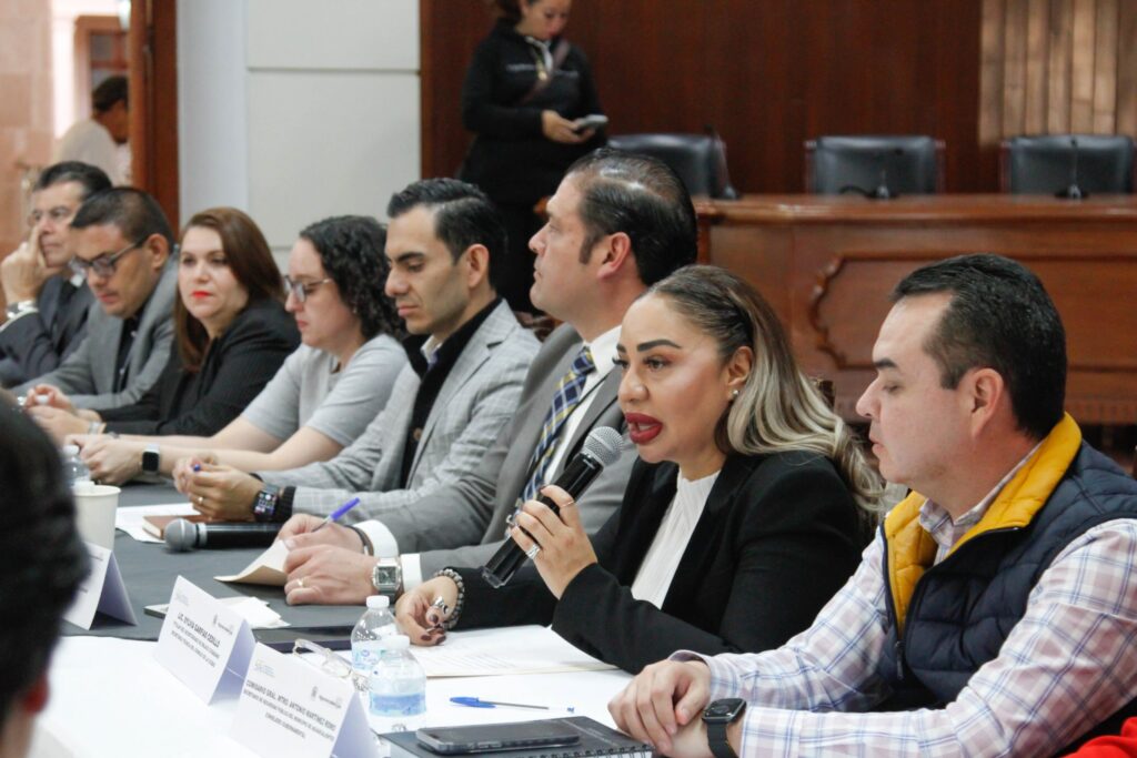 TOMA PROTESTA LEO MONTAÑEZ A REGIDORES QUE SE INTEGRAN AL CONSEJO DE LA CIUDAD PARA EL PERIODO 2024-2026