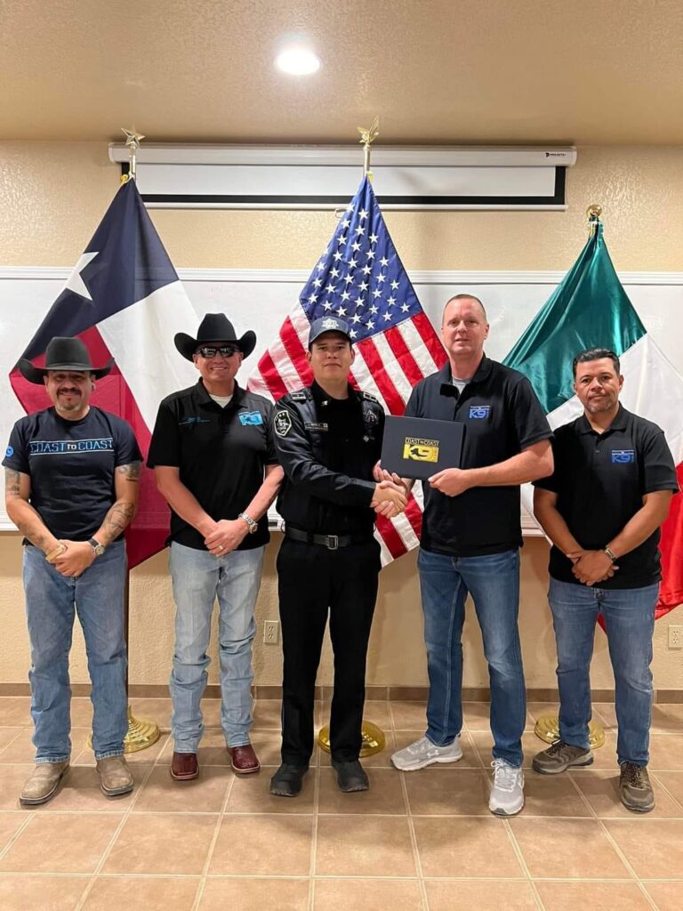 PERSONAL DEL GRUPO K-9 RECIBE CAPACITACIÓN ESPECIALIZADA EN TEXAS